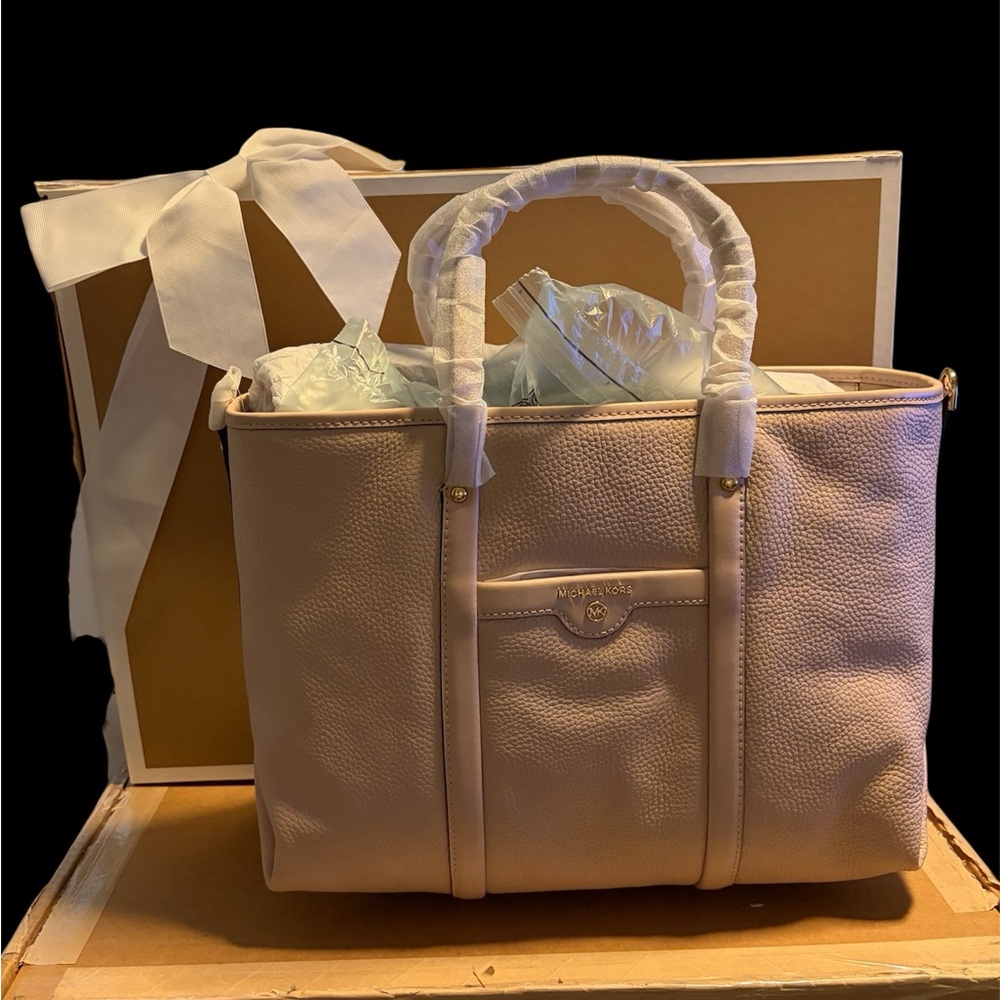 Michael Kors Beck MD Leather Tote